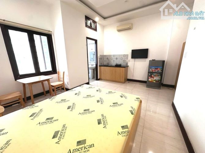 Bán tòa căn hộ 4 tầng ngay trung tâm thành phố đường quy hoạch 5m5