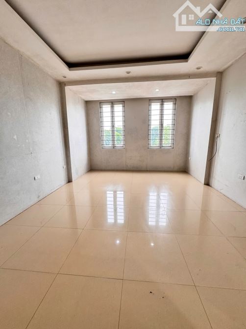 BÁN NHÀ MẶT PHỐ KHƯƠNG THƯỢNG, 6TẦNG,NỞ HẬU,2THOÁNG, VỈA HÈ, ÔTÔ TRÁNH