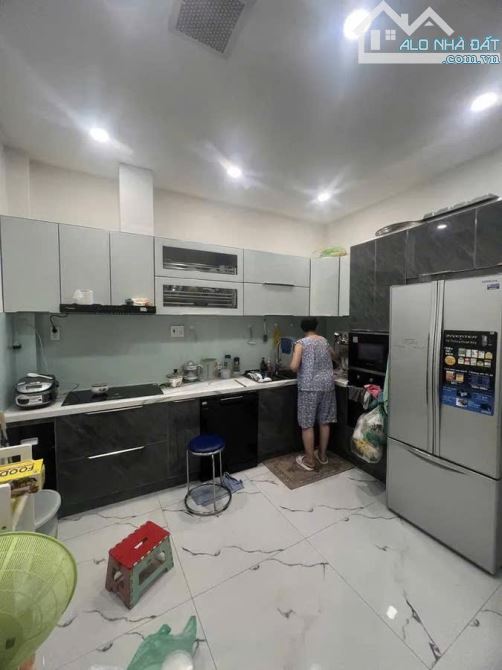 🏠 BÁN GẤP TRONG THÁNG – TRẦN HƯNG ĐẠO – 4.4X15 – 3 TẦNG – 19 TỶ