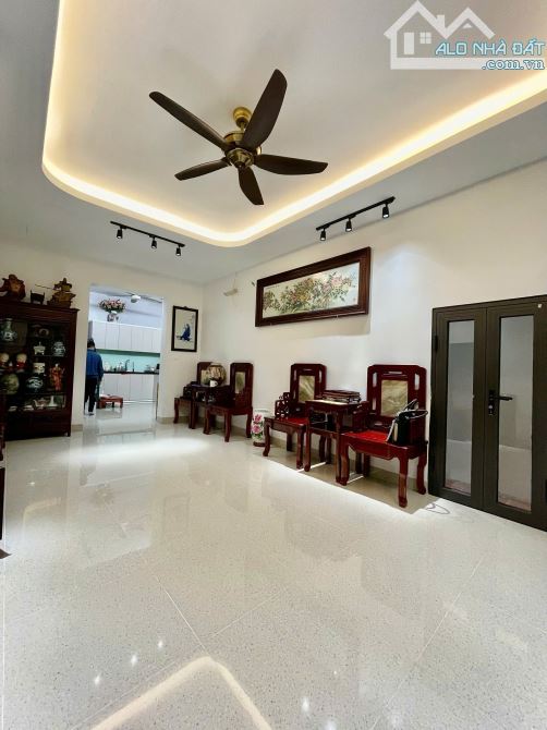 🏆 VỊ TRÍ VÀNG CHÙA QUỲNH – NHÀ ĐẸP Ở NGAY – 55M² MẶT TIỀN 4.9M CHỈ 15.8 TỶ 🏆