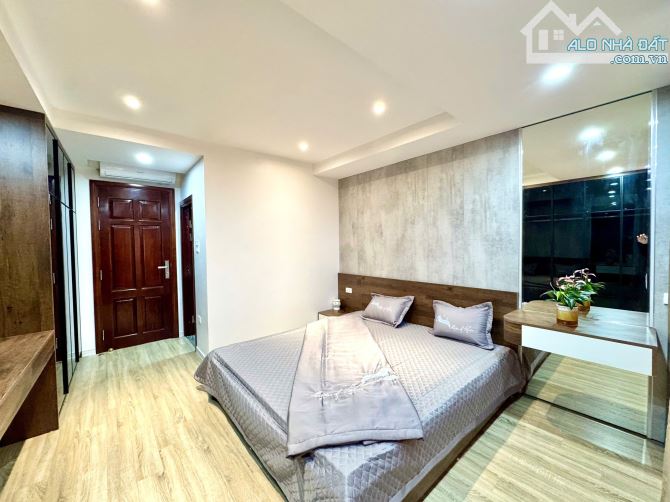 MINH KHAI - NHÀ ĐẸP 7T THANG MÁY - LÔ GÓC - 4 NGỦ - NỘI THẤT ĐẸP - CHỈ 30M RA Ô TÔ - 11