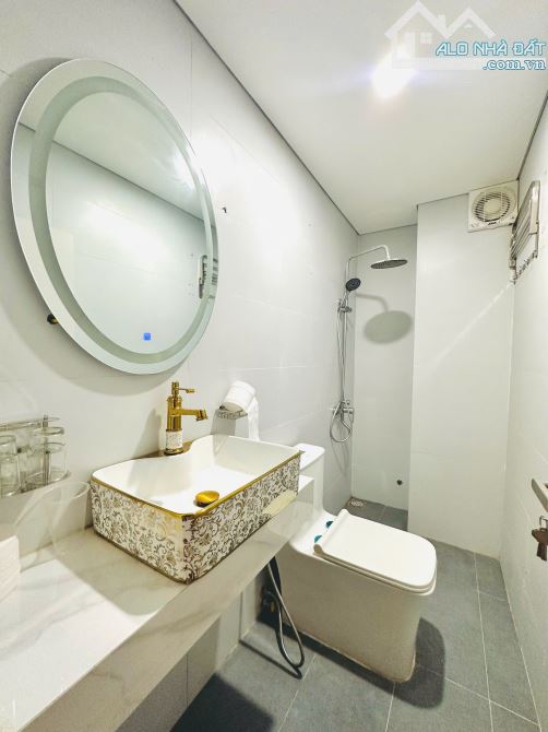 Chính chủ bán nhà Thái Hà 45m2, 6T thang máy, 5pn, mt 4,2m. Phân lô, 5 chỗ vào nhà.