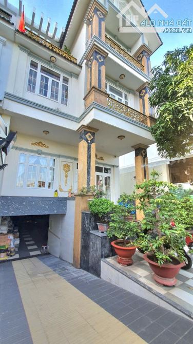 CHỦ ĐỊNH CƯ CẦN BÁN GẤP BIỆT THỰ  4 TẦNG KDC ĐẠI PHÚC - BÌNH CHÁNH, 10x24, 24 TỶ - 1
