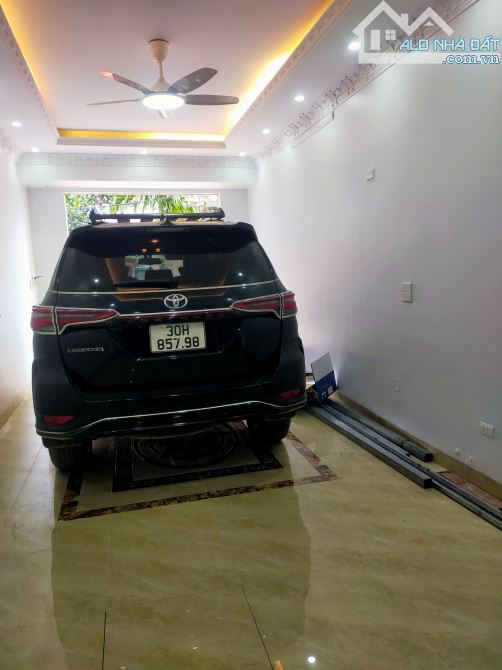 Bán nhà Cầu Diễn Bắc Từ Liêm 32m2 6 tầng thang máy nhỉnh 8 tỷ - 1
