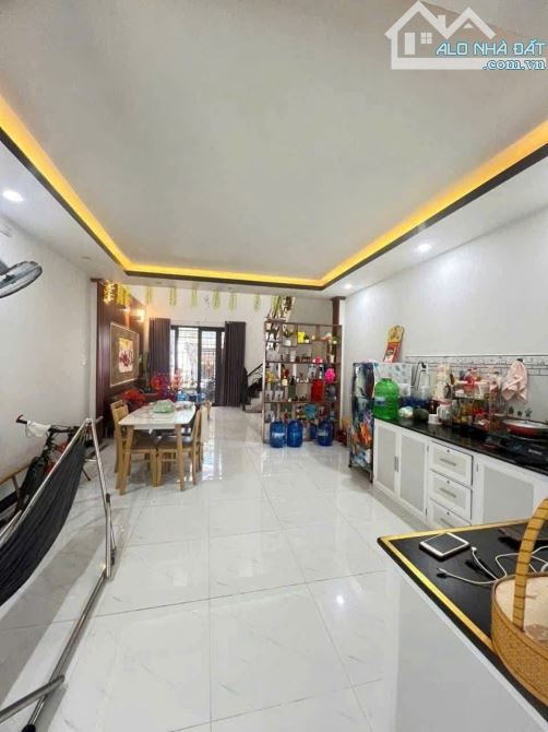 Bán nhà 1 trệt 1 lửng 111m2 Xuân Thới Sơn giá 920 triệu - 1