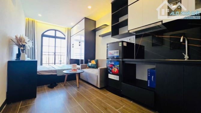 Bán CHDV 102m 28PKK dòng tiền 1.5 tỷ/ năm Giá chỉ 23.9 tỷ