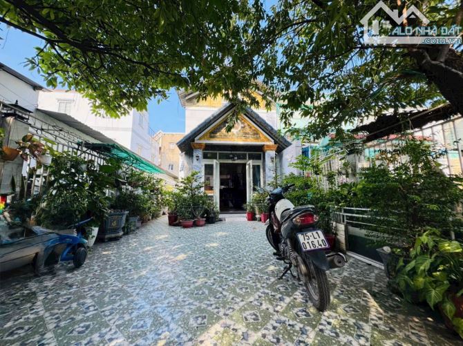 Bán nhà sân vườn rộng ở bà điểm hóc môn giá 5,9 tỷ - 1