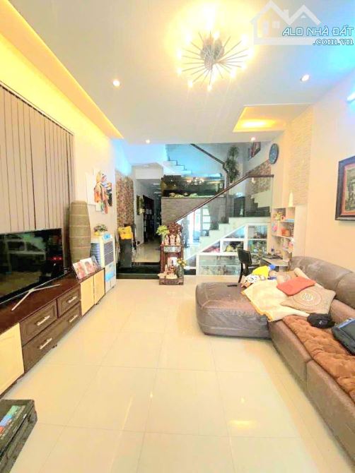 💥 GIÁ TỐT 💥 Nhà 3 Tầng Mặt Tiền đường 5m5 KHUÊ TRUNG, DT 90m - chỉ 5 tỷx - 1