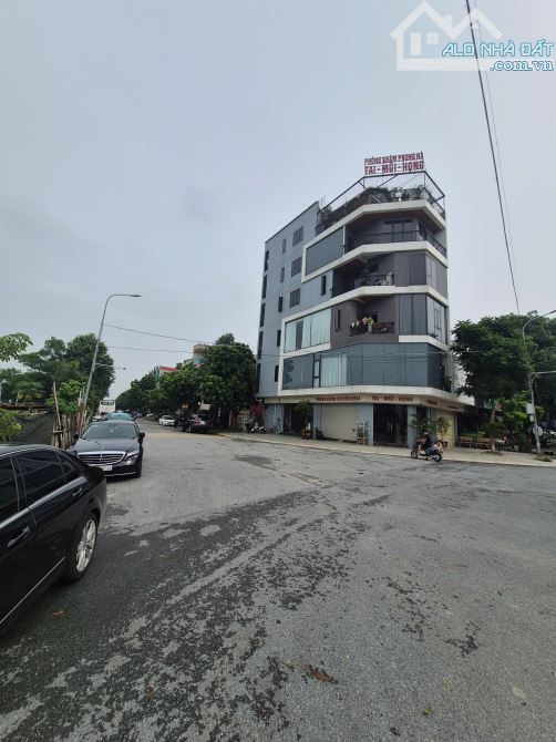 Bán lô đất mặt đường Lê Văn Thịnh Đại Phúc . Dt 66.8m2 . Mặt 8m . Đb  . Giá 11 tỷ 5 - 1