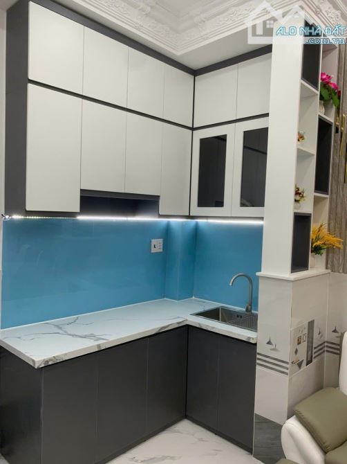NHÀ MỚI XÂY HXH  1 Lầu 2 PN -  Q12 giá 889tr ko có căn thứ 2. - 1