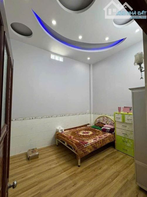 Cần Bán nhanh Căn nhà ở Tân Xuân ,Hóc Môn 115m2 Sổ hồng Riêng Sẵn 990triệu bao Phí Thuế - 1