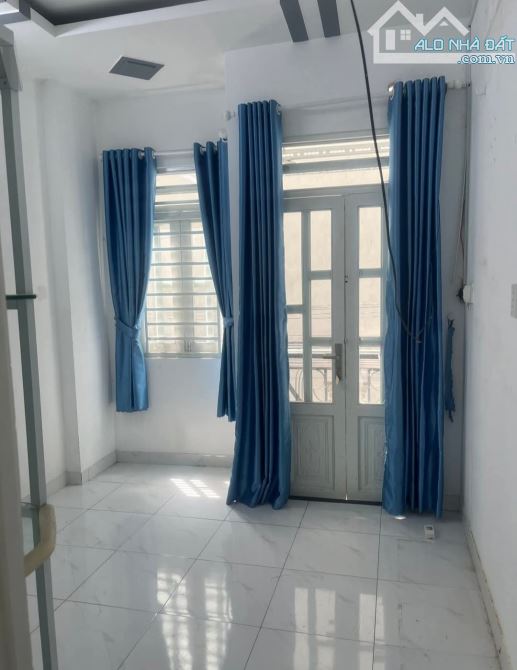 Chủ gửi bán nhà 2// Thới An Q12, 3.5x9m, 3 tầng, 3 PN, hẻm 3m, giá 1ty970 - 1