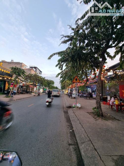 Mặt tiền Song Hành, Trung Chánh, Hóc Môn, 10x20m đang cho thuê 23 Triệu/th - 1
