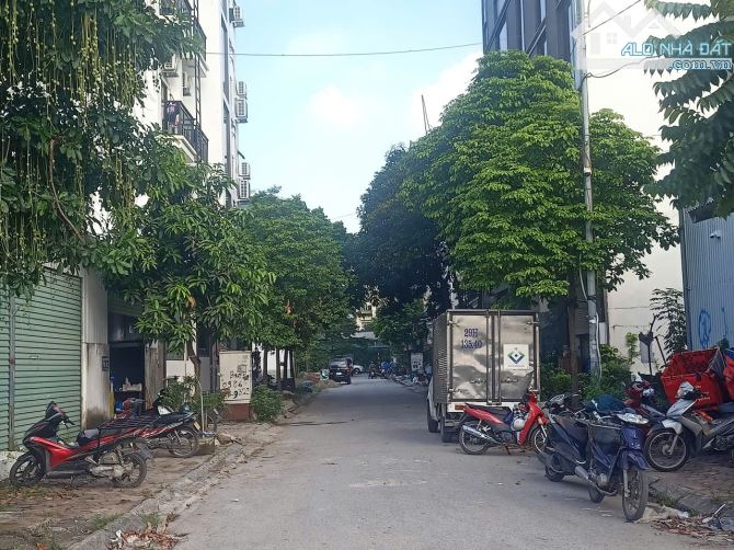 SIÊU ĐẸP ĐẤT MẶT PHỐ KIỀU MAI 82M2 MT 6M 2 MẶT PHỐ TRƯỚC SAU Ô TÔ TRÁNH KD VỈA HÈ - 1