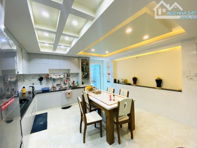 🏡 NHÀ ĐẸP 4 TẦNG – PHẠM HỮU LẦU Q7 – 1 PHÚT SANG PHÚ MỸ HƯNG 🚗 Ô TÔ ĐỖ CỬA – 3PN MASTER - 1