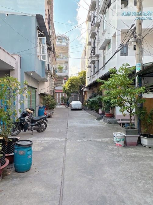 SIÊU PHẨM KHU VIP NHÀ ĐẸP-HẺM ÔTÔ-GẦN AEONMALL - DTSD 85m2 5,1TỶ - 1