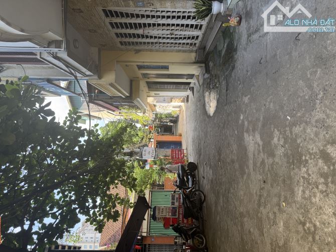 70m2-3 tầng chỉ 2,9 tỉ - Mặt ngõ KD - Sổ Đỏ- Sài Đồng Long Biên - 1