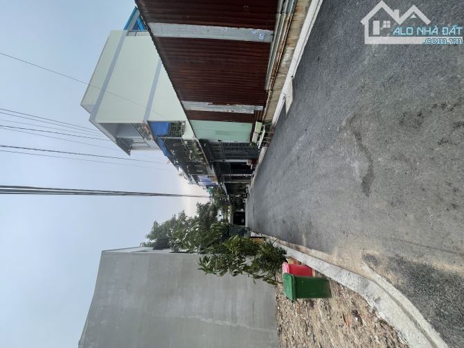 Lô góc 2 Mặt Tiền Thạnh Lộc 03 gần chợ Vườn Lai, 132m2 full thổ cư - 1