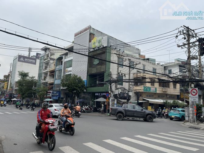 Khuôn đất ngay ngã tư 1 Nguyễn Gia Trí khu vực xây Văn phòng,CHDV  220m2 giá 160 triệu/m2 - 1