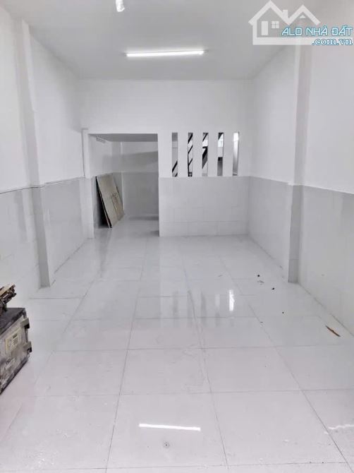 NGỘP NGÂN HÀNG BÁN GẤP TRONG THÁNG – NGUYỄN VĂN CỪ – 3.44X15M – CẤP 4 – 8.1 TỶ - 1