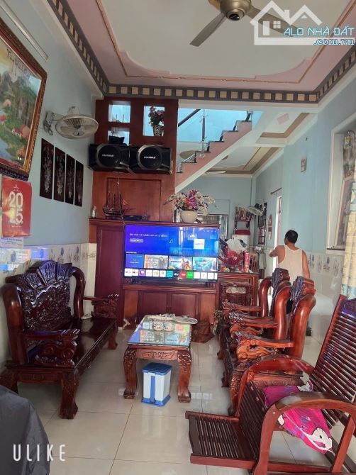 Bán Nhà 1 Trệt 1 Lầu ( 5x20) Tặng 2 Phòng Trọ, Tân Bình Dĩ An, Giá Tốt – Đường Ô Tô 5M - 1
