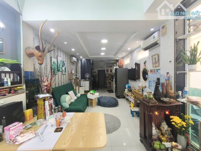 QUẬN 6 - KHU VIP HẬU GIANG NGAY CHỢ BÌNH TÂY - 5 TẦNG BTCT NỞ HẬU - 2MẶT THOÁNG - CHỈ 6 TY - 1