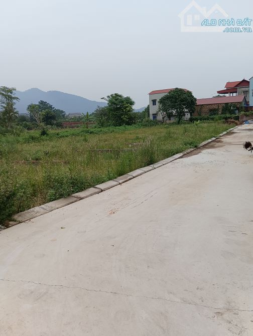 Bán Đất - Minh Phú(Sóc Sơn) - 120M2 Full Thổ Cư - 2,4 Tỷ Lô Góc - Đường Thông Ô Tô Tránh - 1