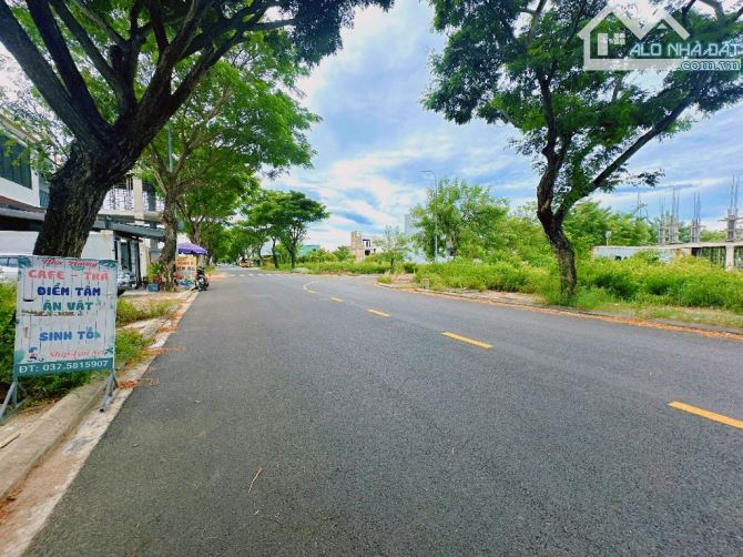 🎉🎉CẶP ĐẤT SIÊU ĐẸP - ĐƯỜNG 9M5 KHU ĐÔ THỊ FPT - KỀ ĐẠI HỌC FPT - 1