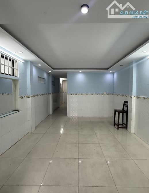 Ngã Tư Bảy Hiền - ngang 4,3x12m - HXH đỗ cửa - 30m ra mặt tiền - Nhỉnh 4T - 1