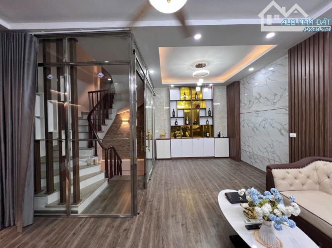 🔥 BÁN GẤP – LÔ GÓC 2 MẶT THOÁNG – THỊNH QUANG, ĐỐNG ĐA – Ô TÔ – DÒNG TIỀN 35TR/THÁNG 🔥 - 1
