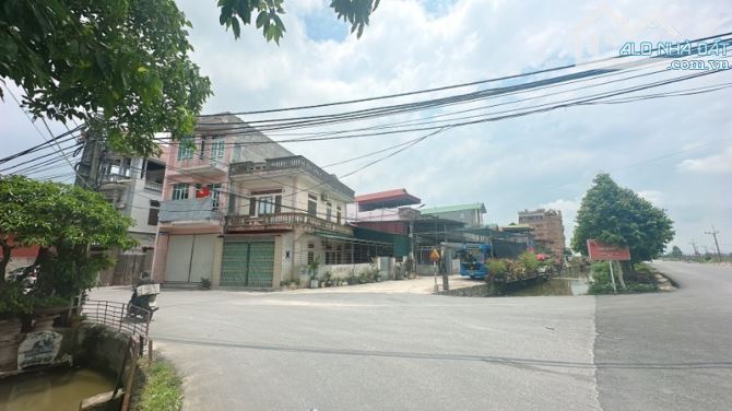 BÁN 70M ĐẤT THỊ TRẤN THỨA -LƯƠNG TÀI - Ô TÔ VÀO ĐẤT -900 TRIỆU - 1