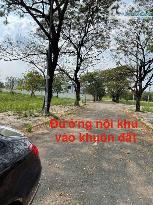 Bán đất biệt thự ven sông tắc đường Tam Đa Quận 9 cũ kdc Đại Học Mở (298m2) 42 tr/m2 - 12
