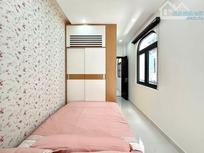 Nhà mới & đẹp Nguyễn Đình Chiểu_ P3, Phú Nhuận. DT 47m2. 3 tầng A4. 3.1m x 16m. Giá 6.5 tỷ - 13