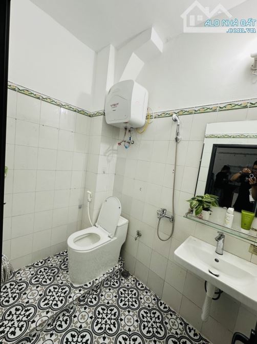 Bán tập thể Quỳnh Mai-Quỳnh Lôi sổ 45m2 sử dụng 80m2 giá 3,85 tỷ (có thương lượng) - 13