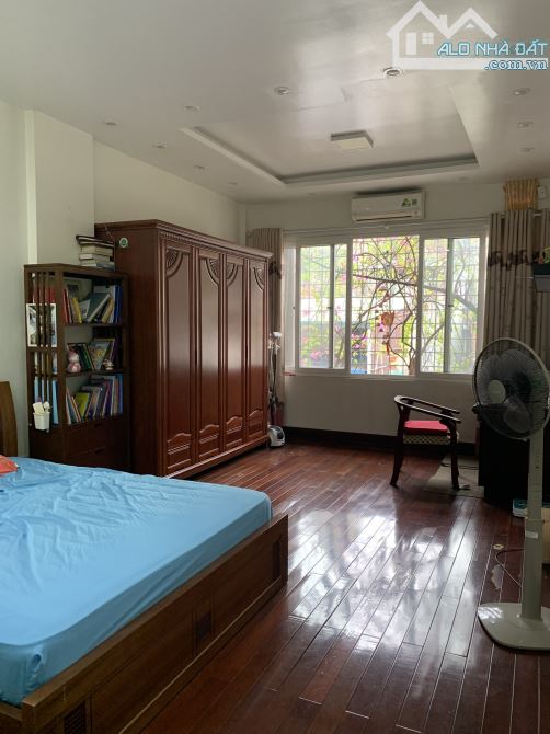Bán nhà An Dương Vương: gần mặt phố, gara  - 11.2 tỷ - 2