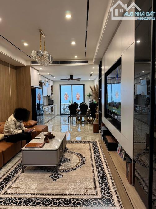 BÁN NHÀ PHÂN LÔ TỔNG CỤC 2 NGÕ 105 XUÂN LA - GARA Ô TÔ - NHÀ MỚI - ĐẸP Ở NGAY - 12 TỶ - 2