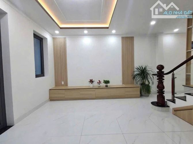 🏛️ NHÀ 1 TRỆT 1 LẦU – SANG TRỌNG & TINH TẾ TRONG TỪNG CHI TIẾT - 2