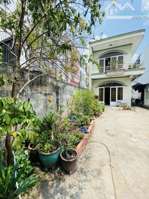 bán lô góc 2 mặt tiền ngay Nguyễn Tuyển Bình Trưng Tây quận 2 334m2 - 2