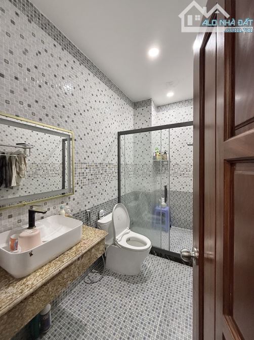 NHÀ ĐẸP GIA S RẺ NHẤT KHU VỰC NGAY ĐƯỜNG SỐ 5 BÌNH HƯNG HÒA BÌNH TÂN DT 5,5X13,5 4TẦN HẺM - 2