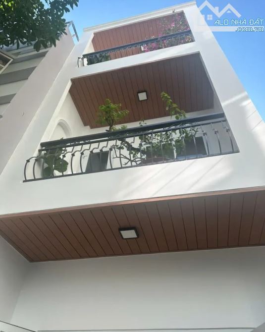 NHÀ ĐẸP TÔN THẤT TÙNG, QUẬN 1: DT LỚN 121M², NỞ HẬU, Full Nội Thất, Giá 23 Tỷ TL! - 2