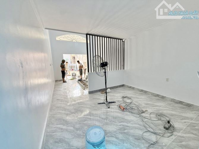Bán nhà 2 tầng 56,7m2 tại Tuyến 2 đường Quỳnh Cư, Hùng Vương giá 1,55 tỷ - 2