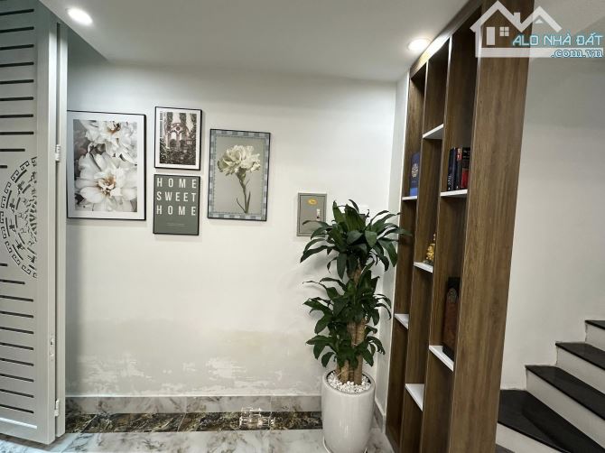 BÁN NHÀ NGUYỄN LƯƠNG BẰNG ĐỐNG ĐA 40m 5T Mt 3.5m GIÁ 8.5 TỶ NGÕ THÔNG KINH DOANH. - 2