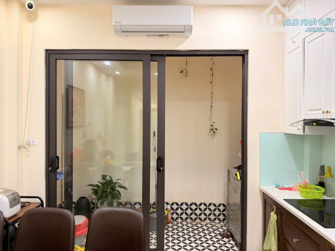 BÁN NHÀ HÀO NAM ĐỐNG ĐA 48m 5T Mt 4.4m GIÁ 16.8 TỶ NGÕ THÔNG Ô TÔ TRÁNH KINH DOANH. - 2