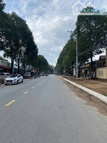 CẦN TIỀN BÁN LÔ ĐẤT ĐƯỜNG NHỰA CHÁNH NGHĨA ĐƯỜNG ÔT CHỈ 2TI350 - 2