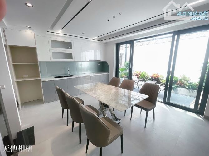 TÂY SƠN NHÀ ĐẸP - 6 TẦNG THANG MÁY KÍNH - SỔ A4 - GẦN Ô TÔ GẦN PHỐ -  GIÁ 13,8 TỶ - 2