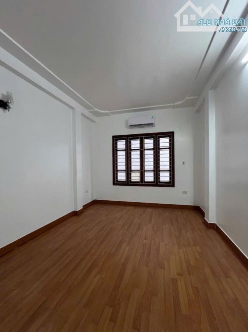 Bán Nhà Dân Xây - Xuân Thủy Cầu Giấy - DT 35m2×4Tầng - Vừa ở Vừa Kinh Doanh - Ô Tô Đỗ Cửa - 2