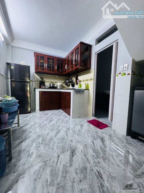 🏡Bán nhà Âu Cơ - 42m2 - 4 Tầng - Hẻm 4m - 4pn - Ngay vòng xoay LĐH - Chỉ 5.7 Tỷ 💵 - 2