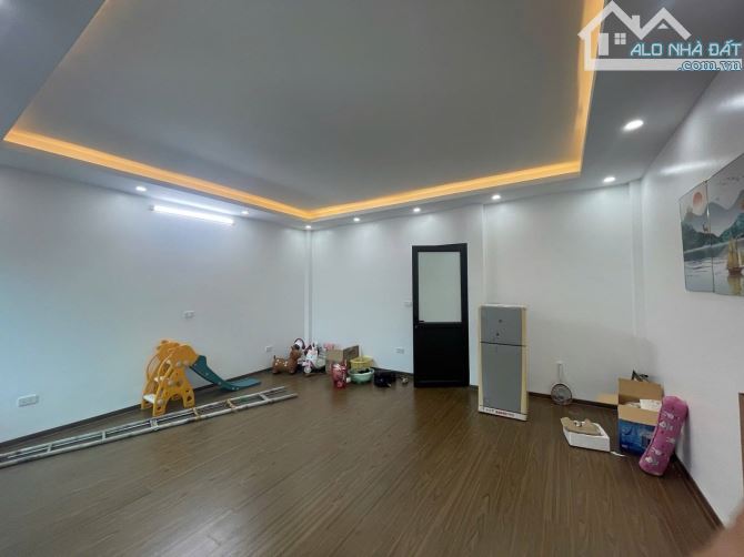 NHÀ KIM MÃ DT 42M, 5 TẦNG, MT 5M, 9 TỶ BA ĐÌNH. - 2