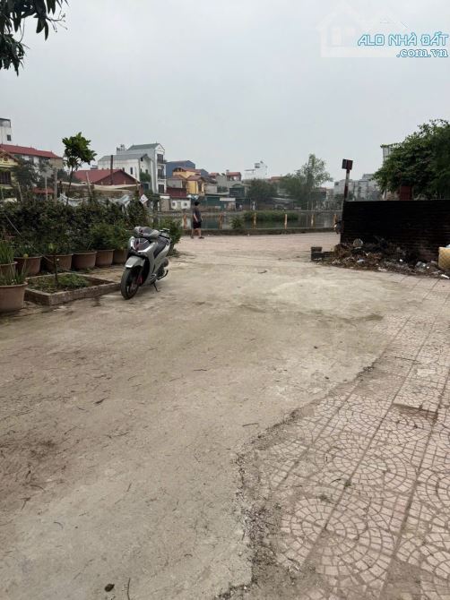 Bán đất cạnh hồ Cự Khối, ngõ Ô Tô, 57m2, mặt tiền 4m, giá chào nhỉnh 6 tỷ. - 2