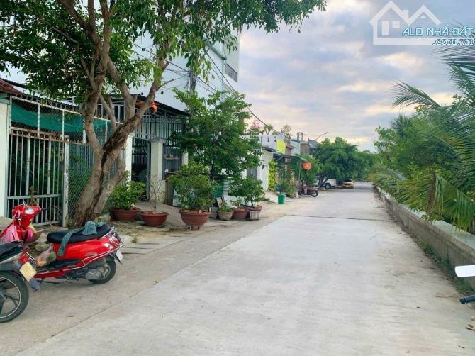 Bán Đất TĐC mặt tiền sông Tắc Giá 2,9ty-80m2 - 2